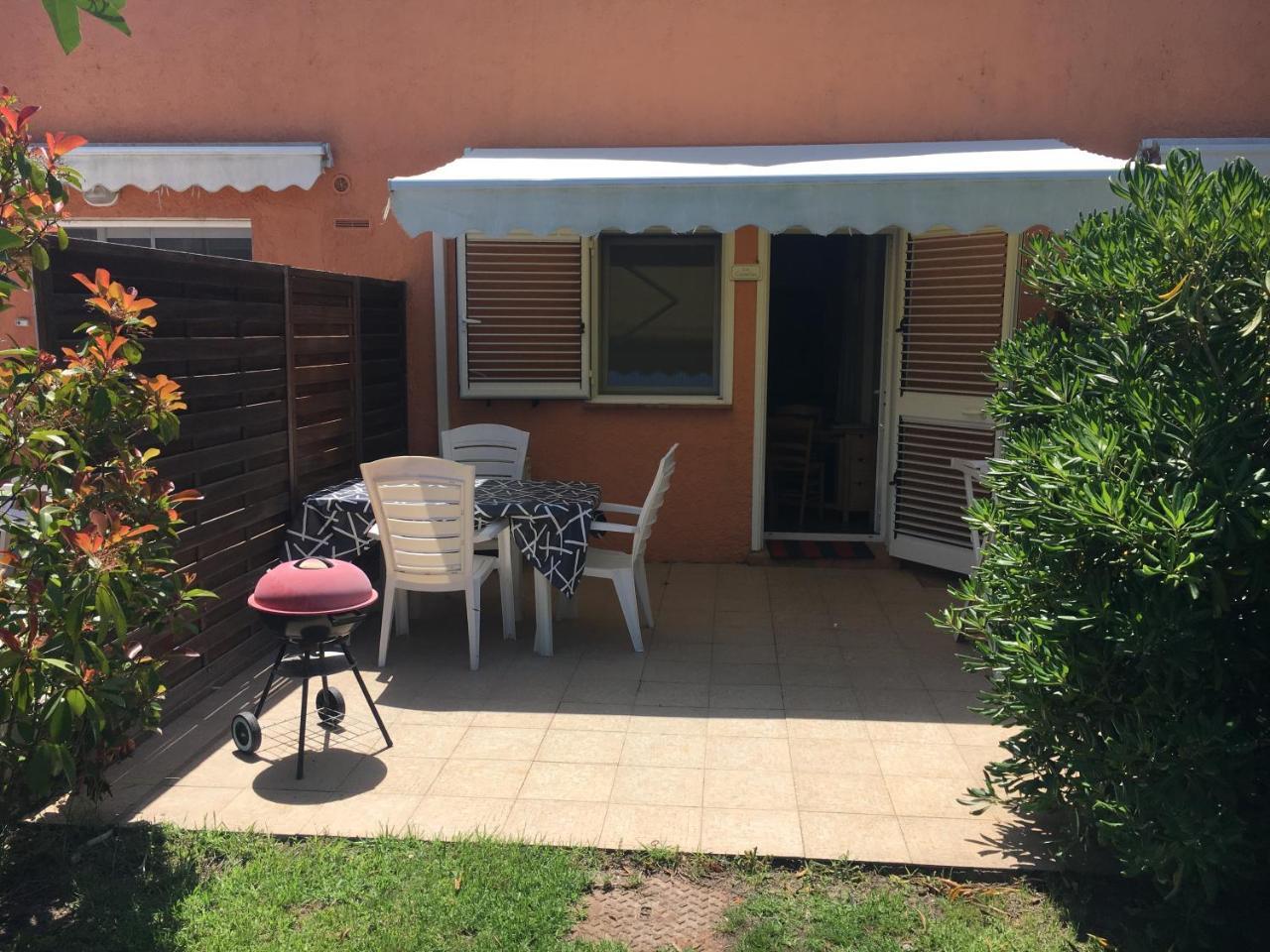 Residence Les Jardins de Sainte-Lucie Piscine chauffée Exterior foto